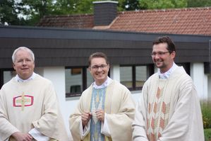 Pfarrer Dagobert Vonderau, Jugendpfarrer Alexander Best und Pfarrer Thomas Renze